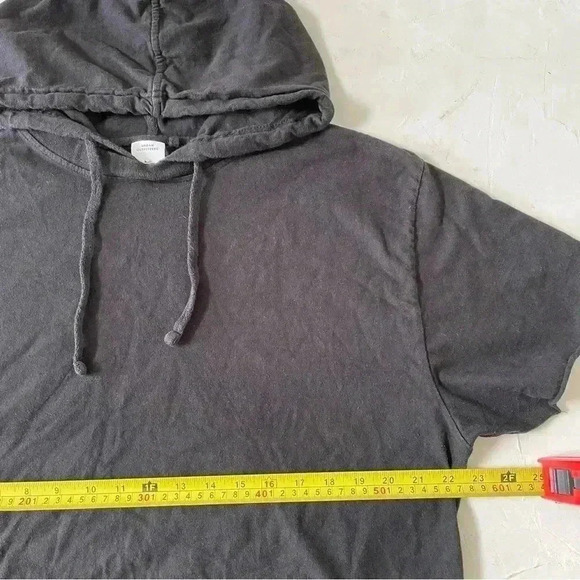 Urban Outfitters Black Pull-Over Short Sleeve Hoodie T-Shirt L - Picture 8 of 8